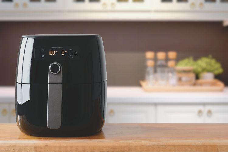 Waarom hebben we een airfryer nodig in onze keuken?